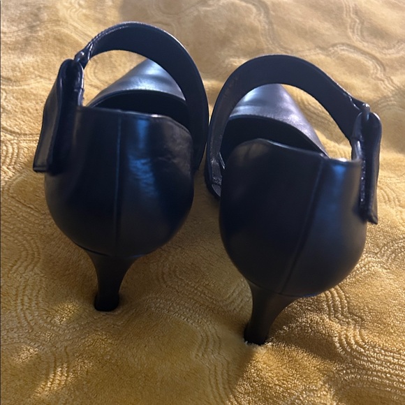 Paul Green leather pumps size 5.5 - Picture 4 of 9